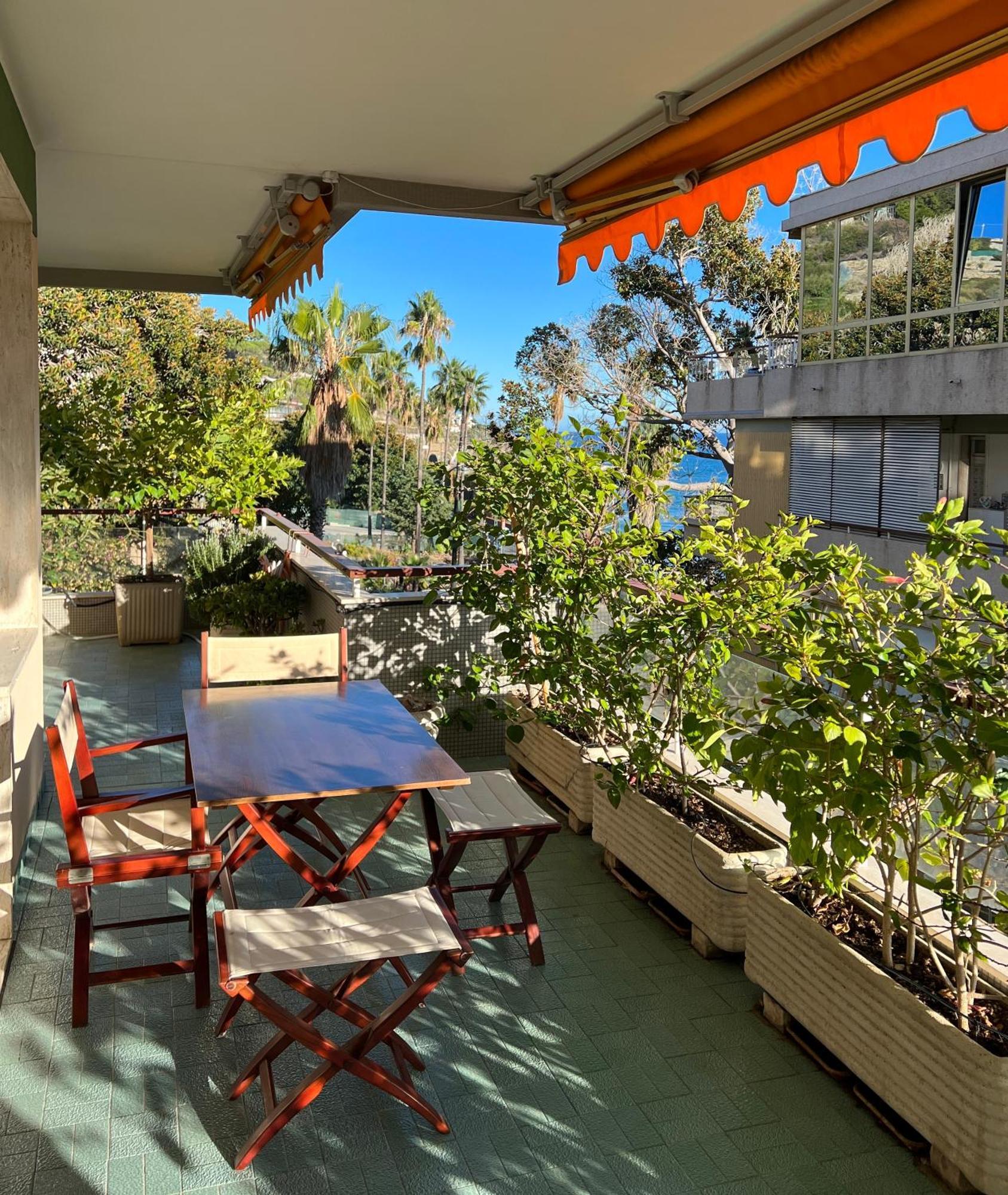 Tre Ponti Beach Apartment - Terrazzo Vista Mare サンレモ エクステリア 写真